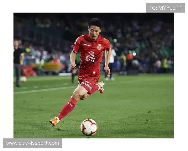 武磊替补登场表现活跃，西班牙人锋线竞争日趋激烈